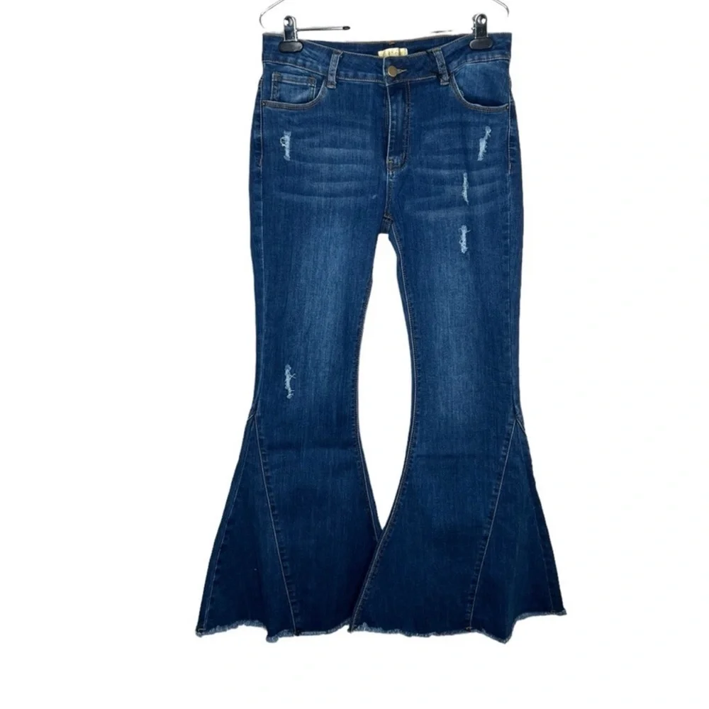 Home Folk Women's Hitchhiker Bell Bottom Jeans - Picture 5 of 12